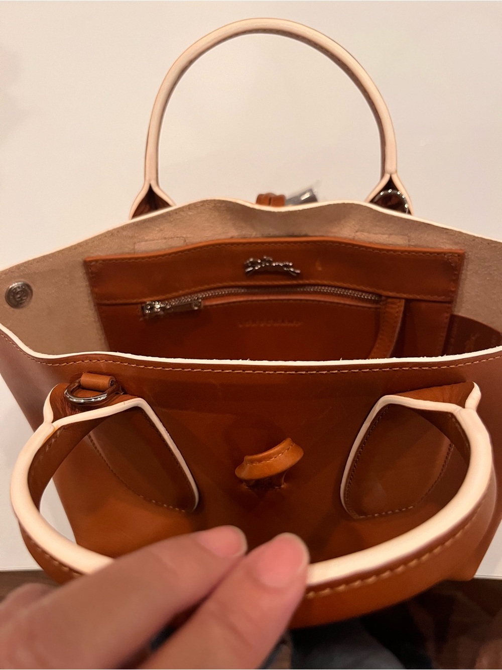 NWOT Longchamp Roseau Small Leather Top Handle Crossbody Bag Cognac w/ Dust Bag - Picture 6 of 9